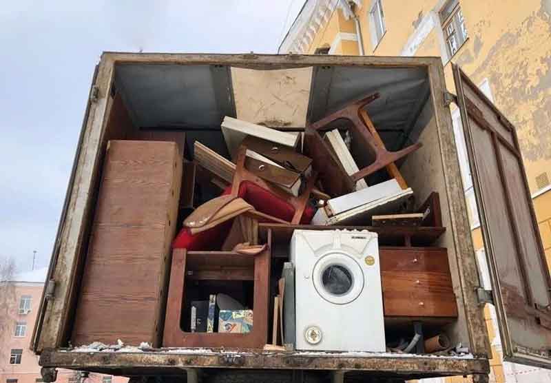 вывоз старой мебели